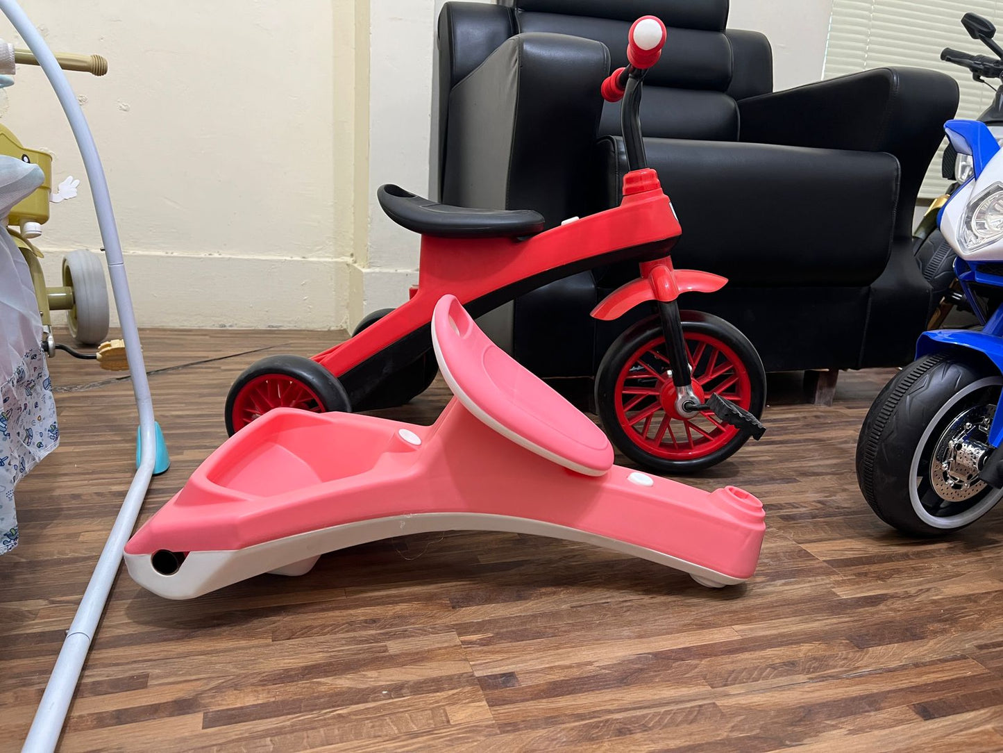 Tricycle 589 Model For Kids By Seven One (Imported}